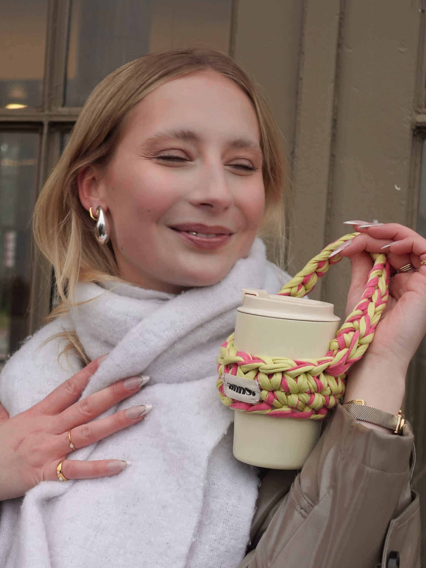 Cupholder in 'Lime Out'